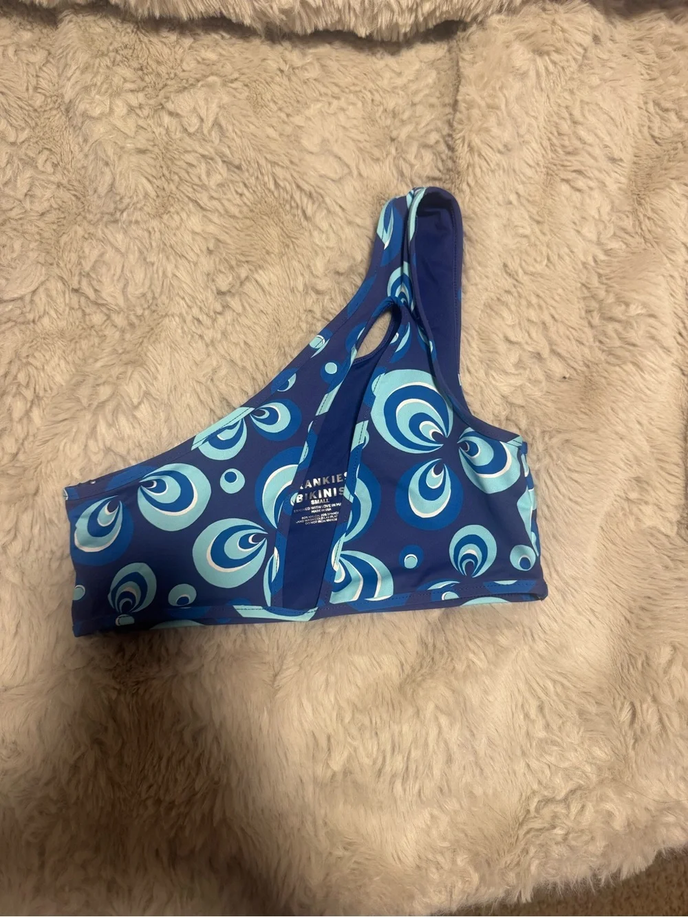 Frankie's Bikinis top!